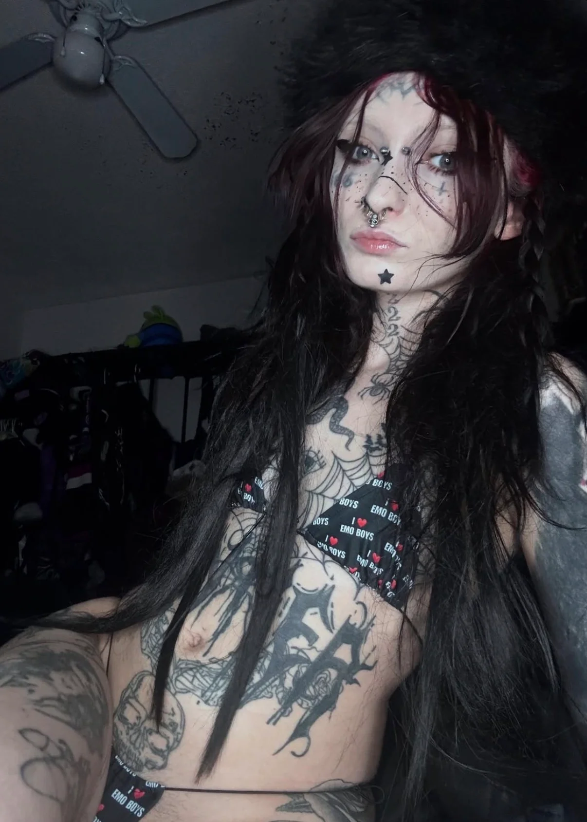 Thumbnail 10
